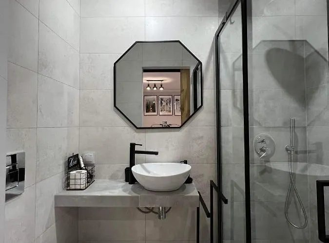 דירה Kameralne W Centrum Czestochowy צ'סטוצ'ובה